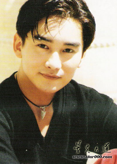  p>王槊,中国内地影视演员,毕业于 a target="_blank" href="/item