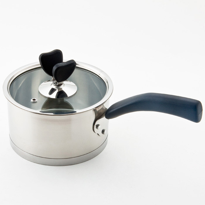  p>不锈钢锅,是由于在这类钢中含有一定量的铬合金元素,能使钢材表面