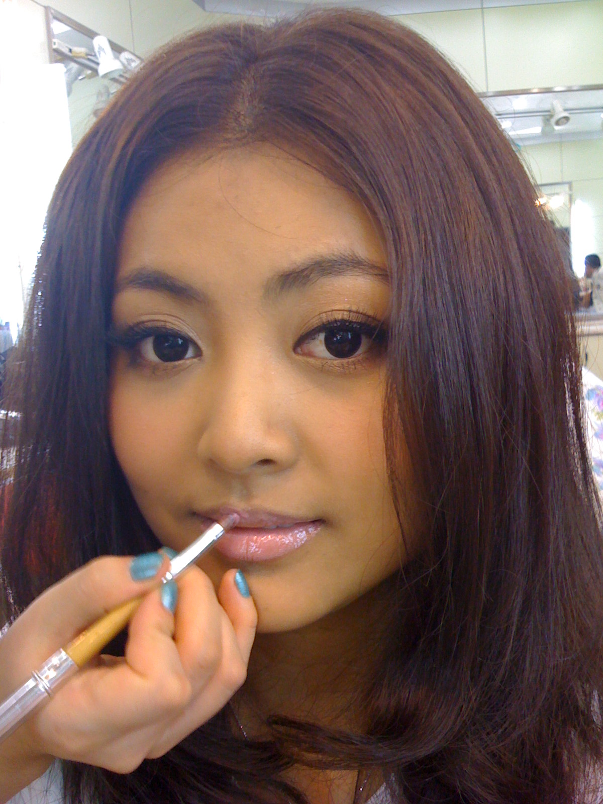  p>阿鲁阿卓,彝族,生于贵州 a target="_blank" href="/item/毕节