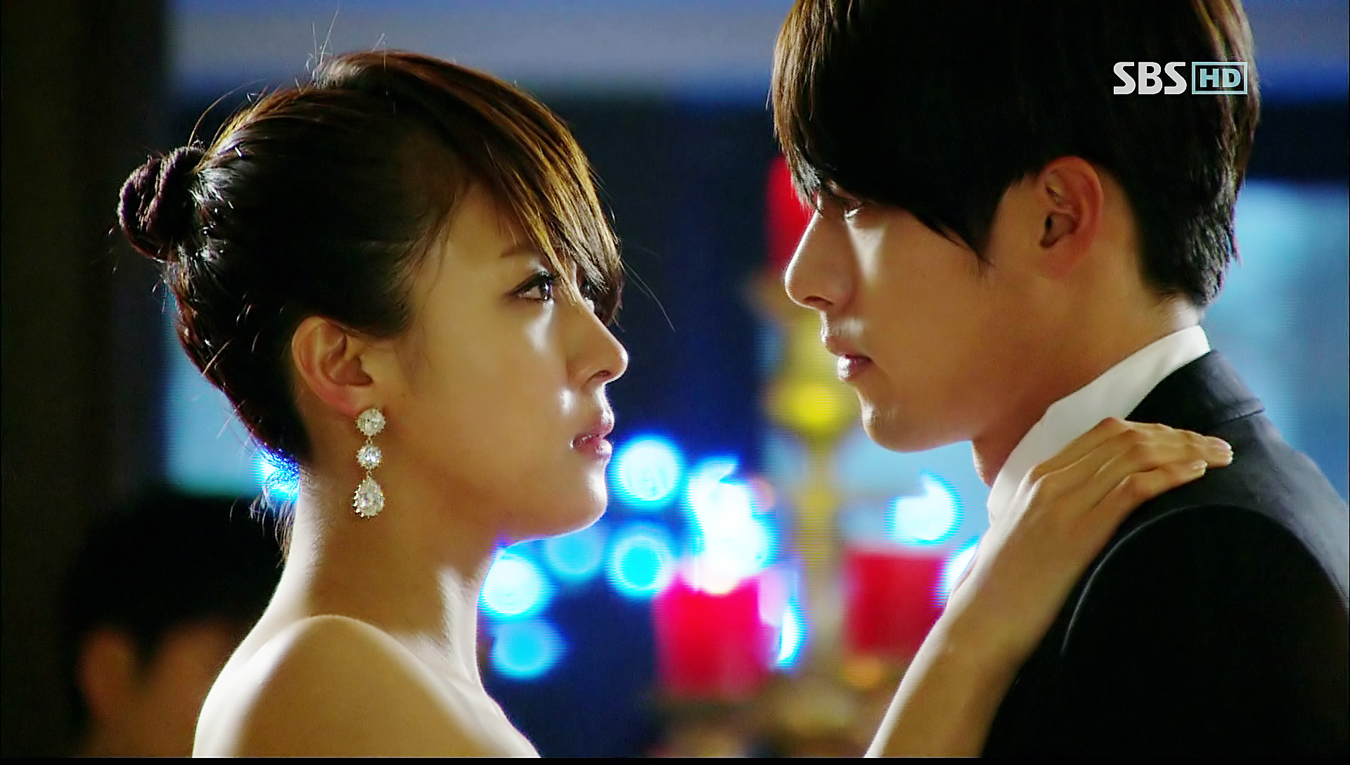 p>《秘密花园》是 a href="#">韩国sbs电视台 /a>于2010年制作的周末