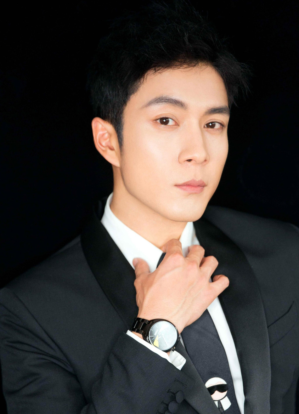  p>韩东君,1992年7月21日出生于黑龙江省哈尔滨市,中国内地男演员