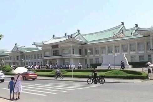  p data-id="gnwm0j8ws3">玉流馆是朝鲜最顶级的冷面馆,是朝鲜人民