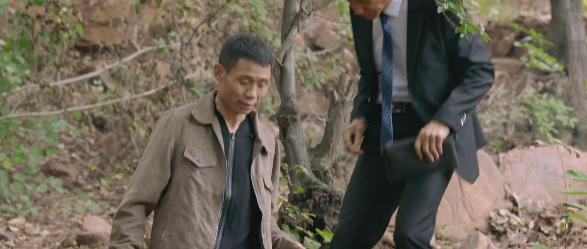  p data-id="gnwfjilyqe">电影《汝海风云》是根据著名作家 a target=