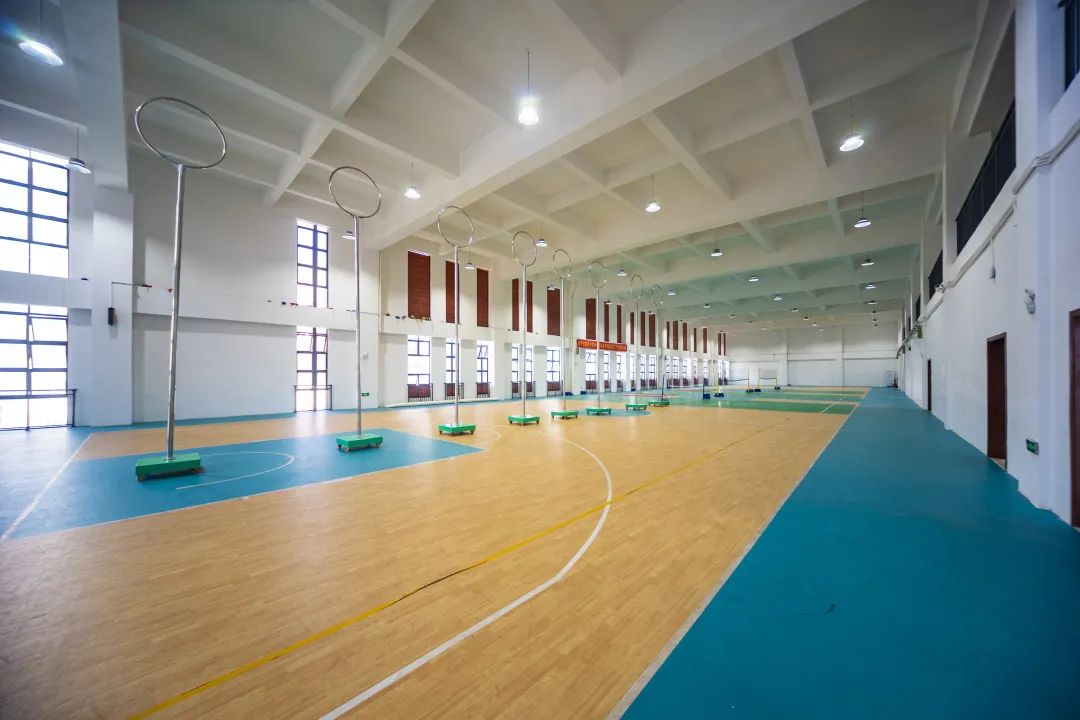 新民中学