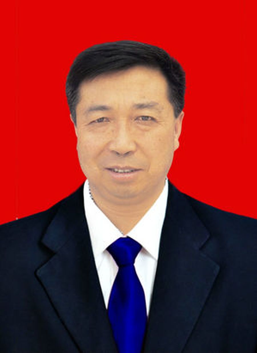 刘明