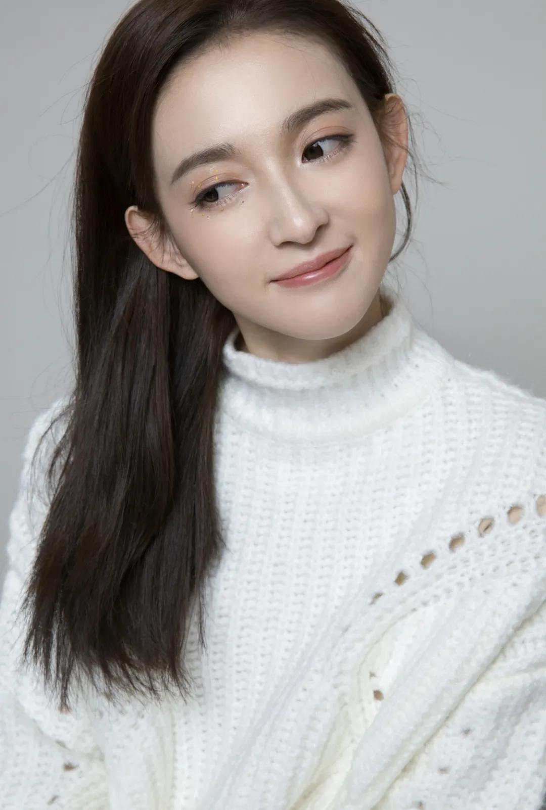 专访康宁 | 是《玲珑狼心》里的双魂郡主也是从不设限的拼命少女_百科TA说