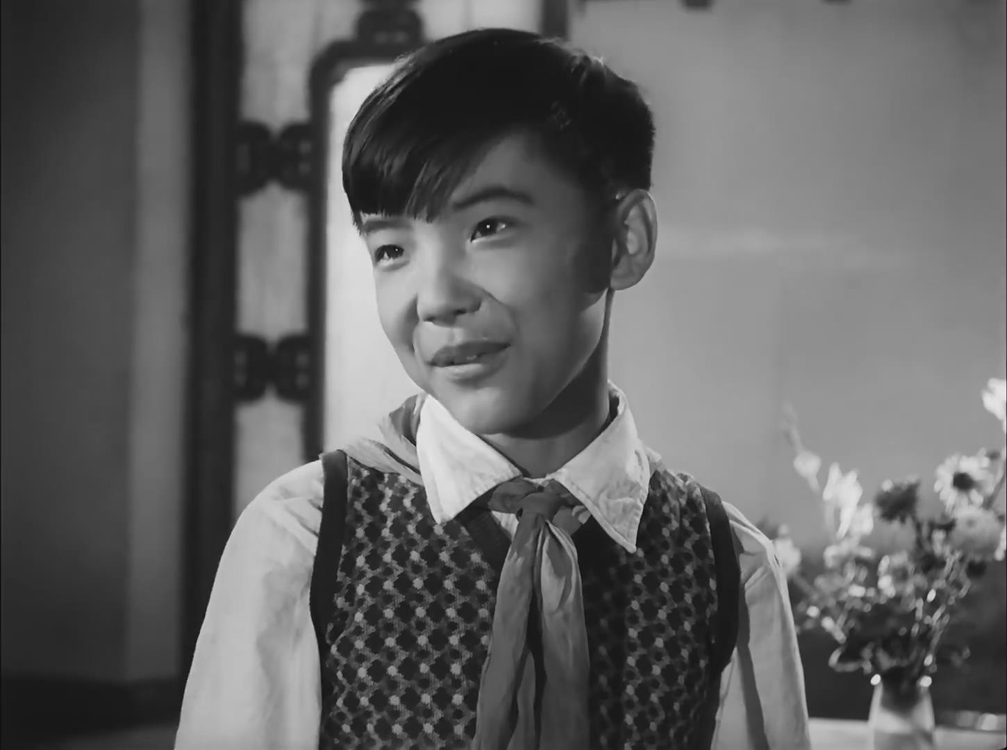 ">《国庆十点钟》是吴天执导,印质明,赵联,浦克,贺小书主演的一部影片