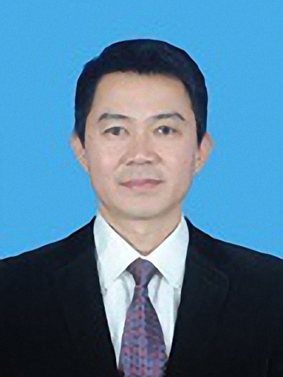 黄新