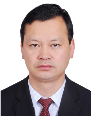 彝族,现任六盘水市六枝特区岩脚镇党委书记,贵州六枝经济开发区管理