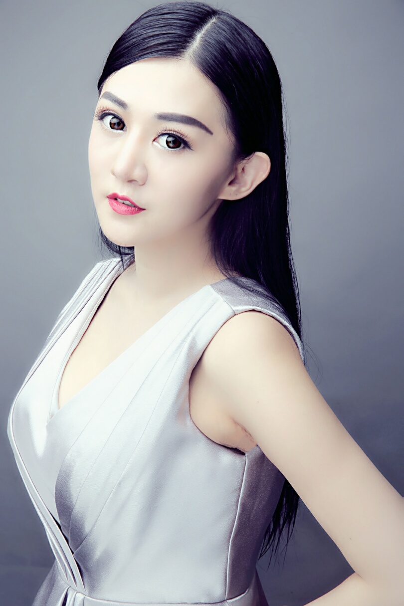  p>王从希,1981年8月30日出生于香港,中国香港女演员.