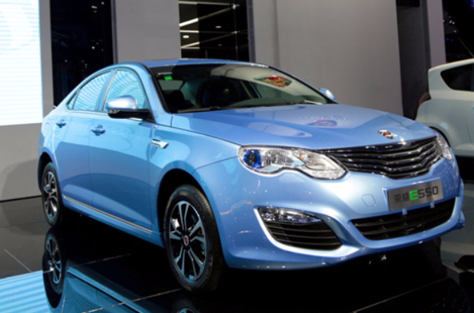 data-id="gnwtweqn4m">荣威550plug-in更名为荣威e550,作为上汽新能源