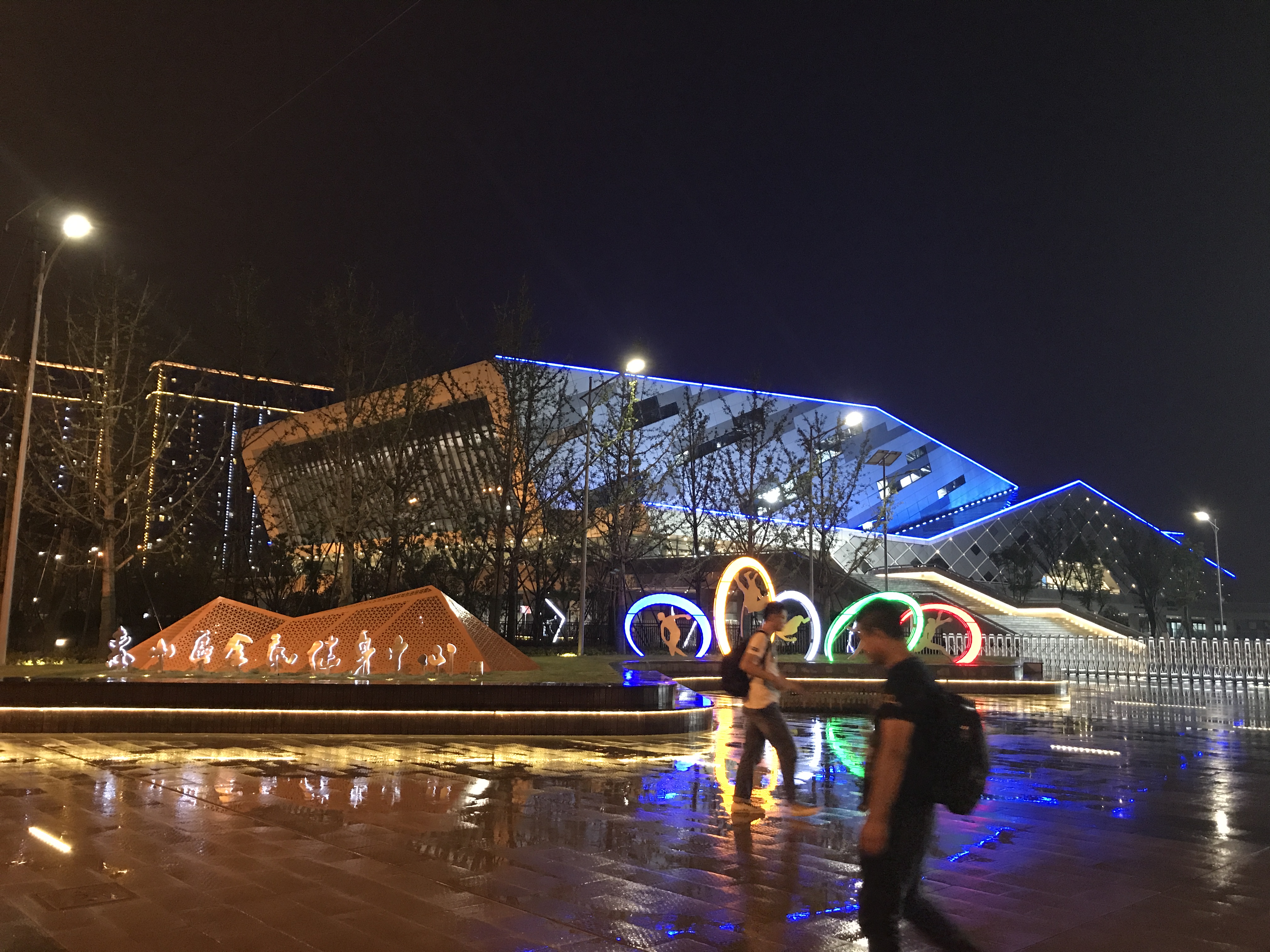 江苏众象雕塑艺术工程有限公司