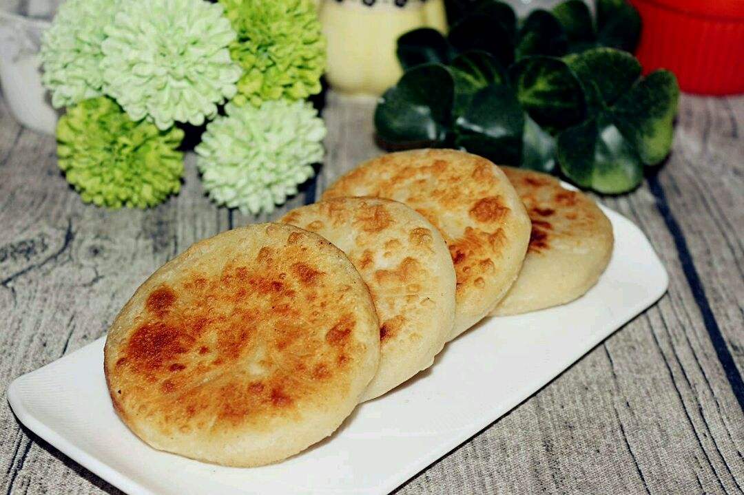 猪肉酸菜粉丝馅饼