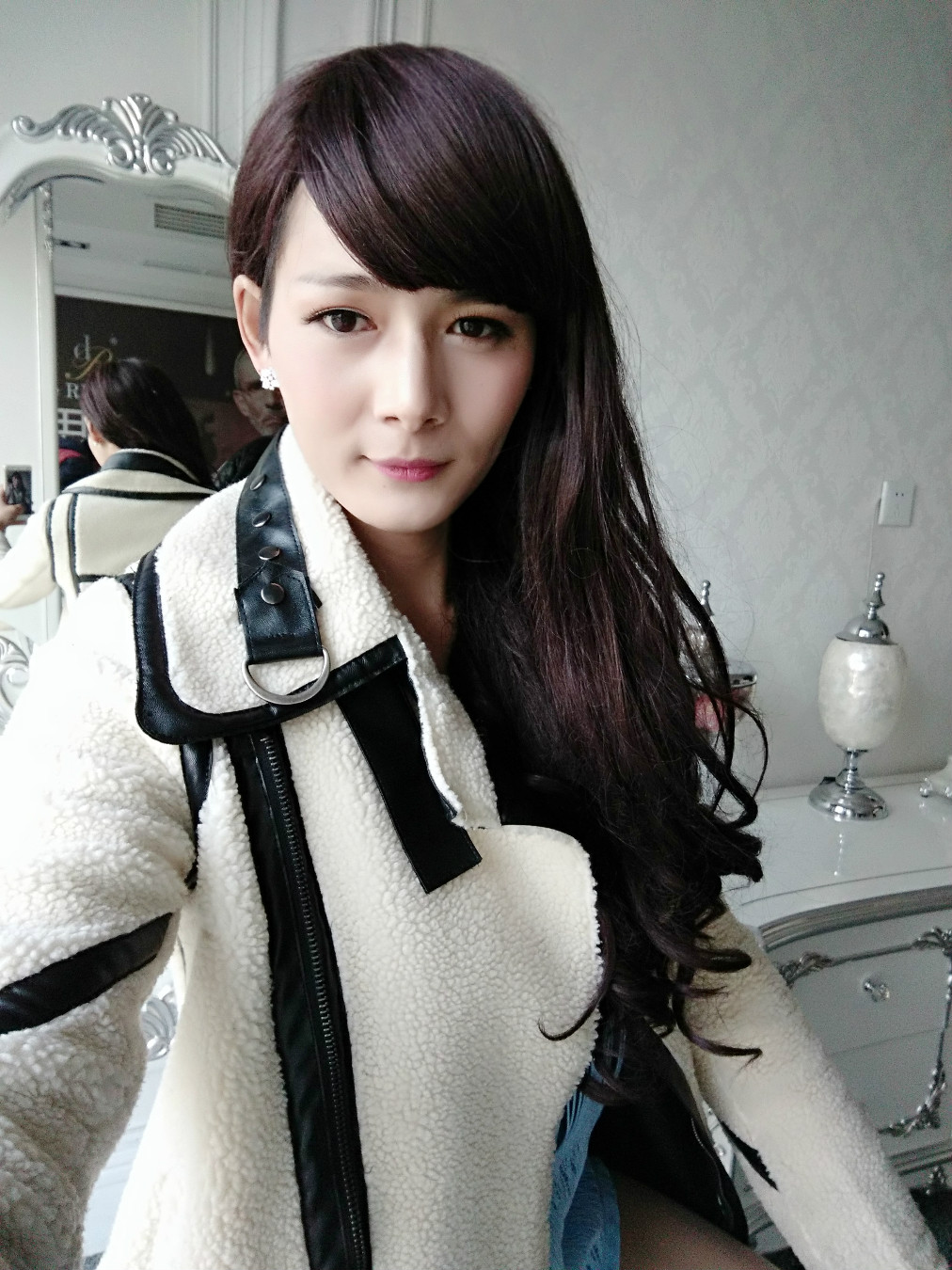  p data-id="gnyxrlhpqh">小幂,真名毛友风,被称为男版杨幂,反串演员.