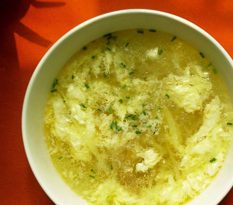  p>土豆鸡蛋汤是一个以面 a href="#" data-lemmaid="33722">土豆 /a>