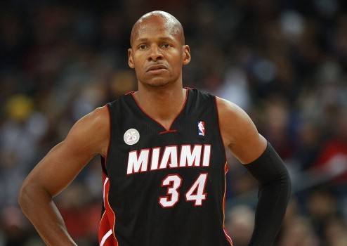  p>雷·阿伦(ray allen),全名小沃尔特·雷·阿伦(walter ray allen