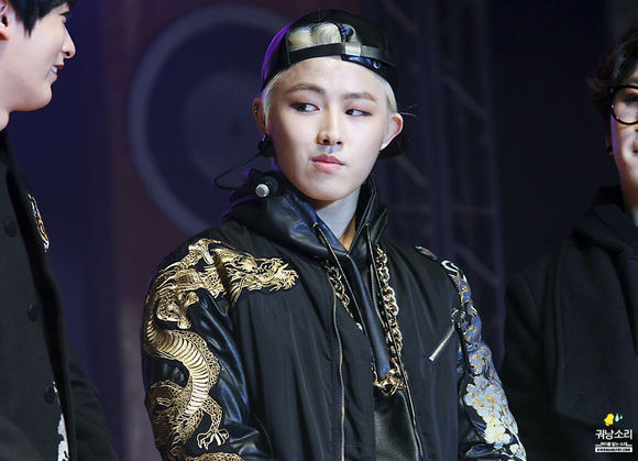  p>金侑权,艺名u-kwon,1992年4月9日出生于韩国京畿道水原市,韩国男