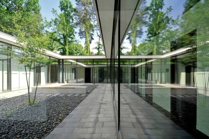  p>纽伦堡造型艺术学院是德国一所著名公立艺术大学,成立于1662年