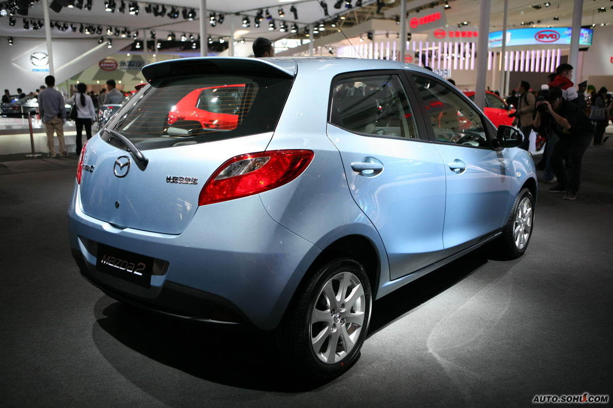 全新马自达2由<a href="#" data