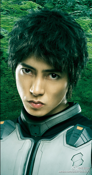 真人电影版,由伊藤英明主演,武井哾,山下智久,山田孝之,小栗旬,小杉健