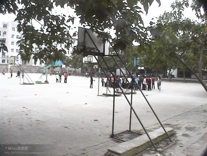 data-lemmaid="1065264">尉氏县 /a>第一中学,简称尉氏一中,2005年11