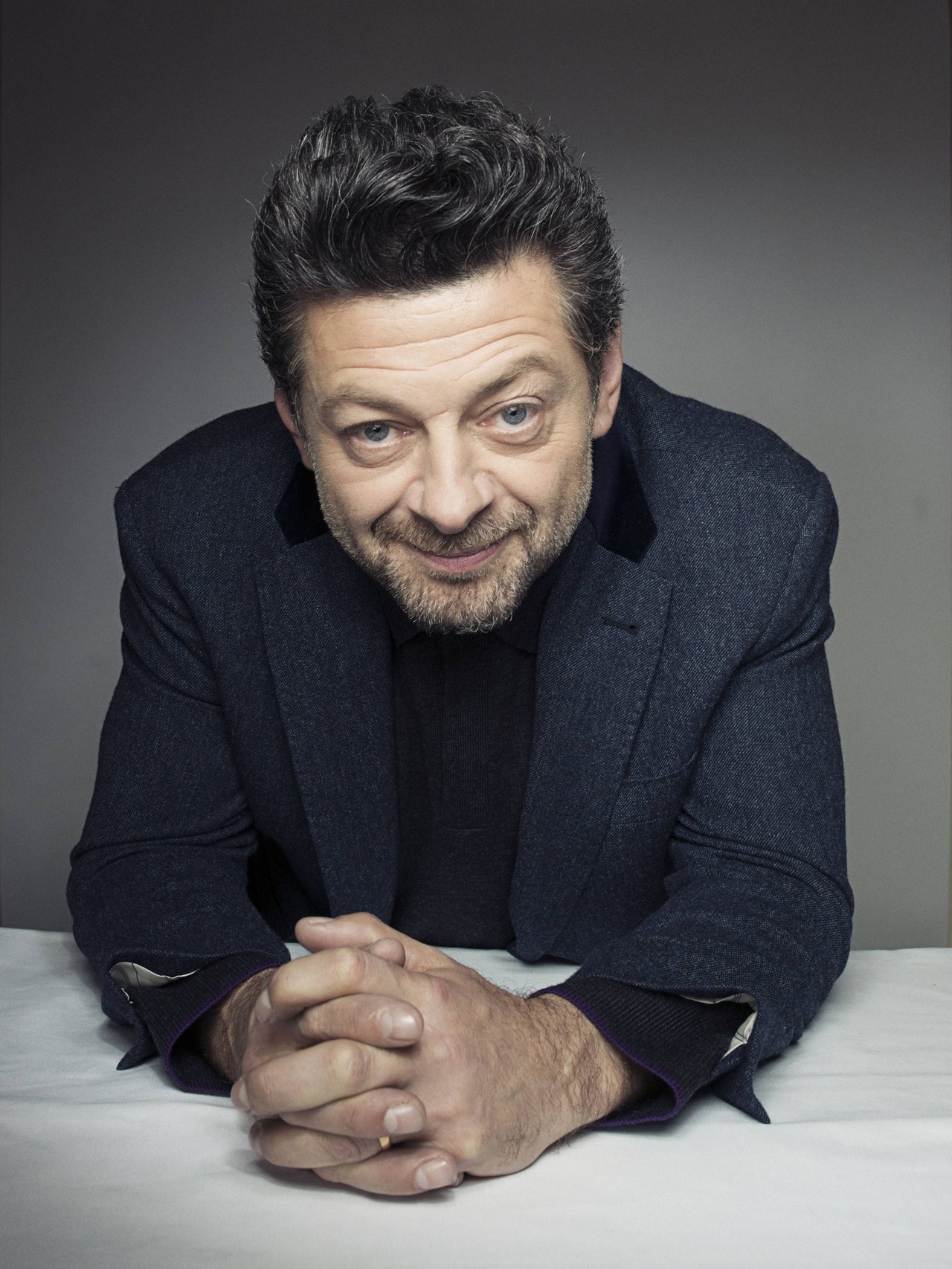 serkis),1964年4月20日出生于英国伦敦,英国演员,导演