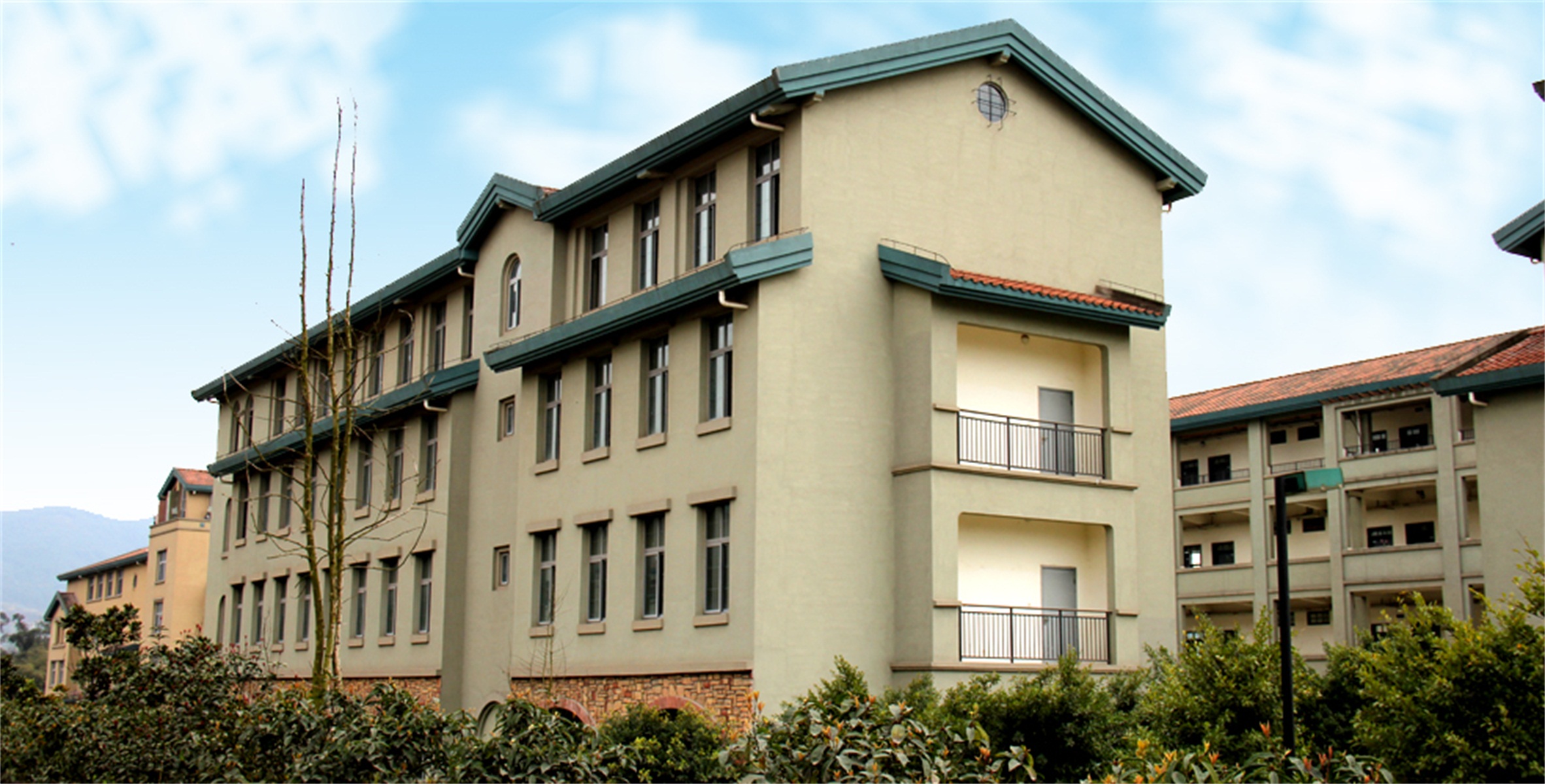  p>重庆轻工职业学院,是一所2011年3月经 a target="_blank" href="