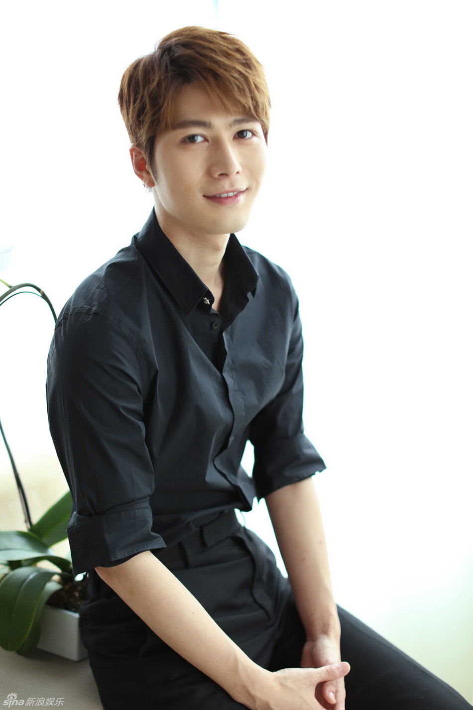 chen) /i>,1990年6月28日出生于浙江省温州市,中国内地影视男演员