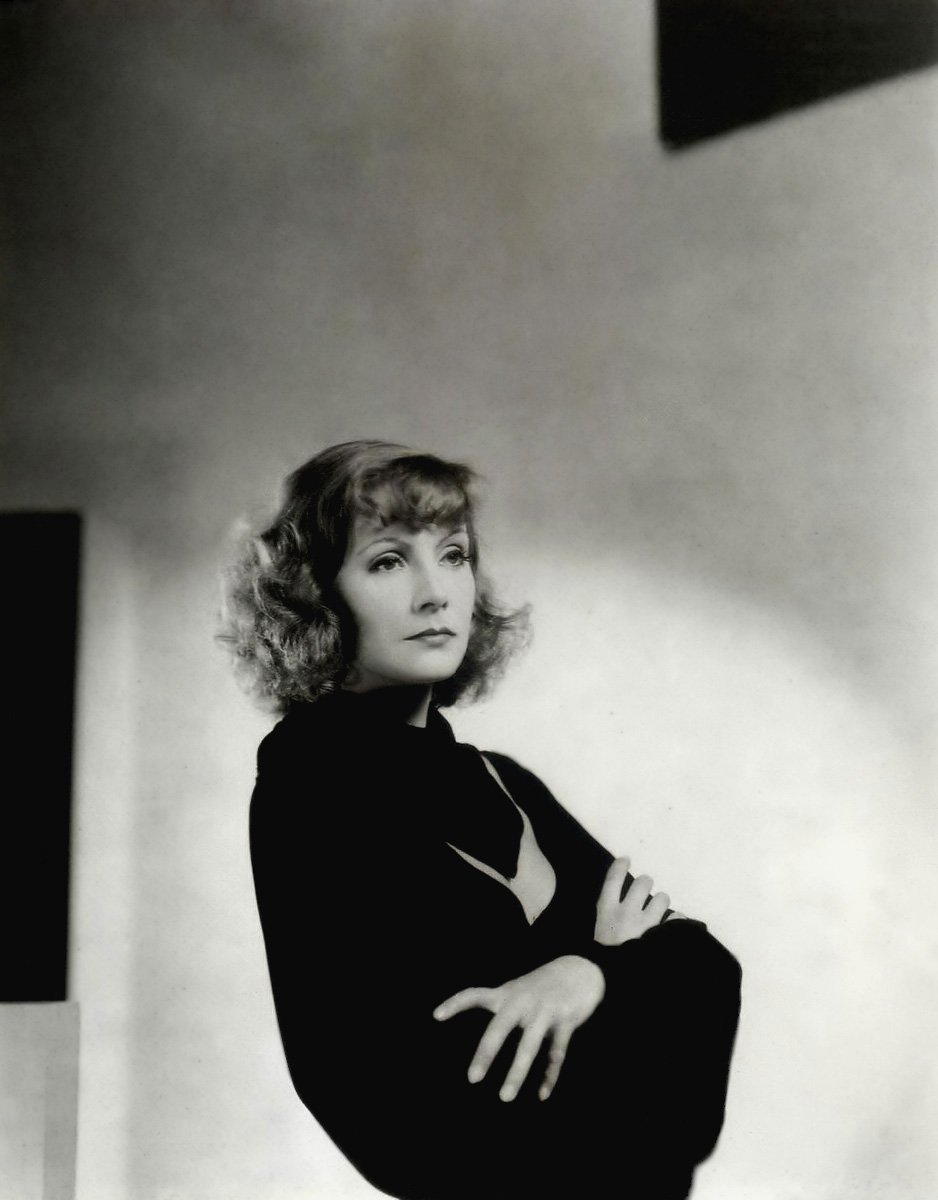  p data-id="gnt7m9kz49">葛丽泰·嘉宝(greta garbo,1905年9月18日