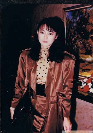  p>李赛凤,1965年2月14日生于 a target="_blank" href="/item/香港