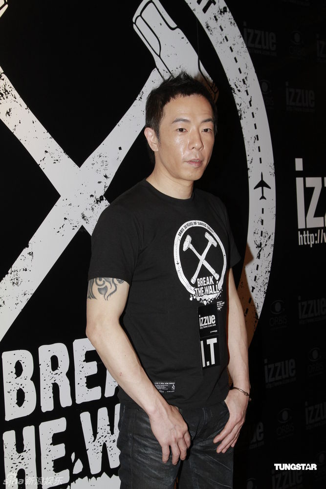  p>黄贯中(paul wong),1964年3月31日出生于中国香港,中国香港男歌手