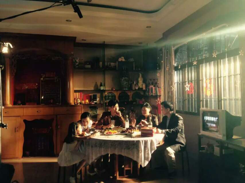  p data-id="gnbpzf0jl2">《四世同堂》是由新锐导演程耀执导的剧情