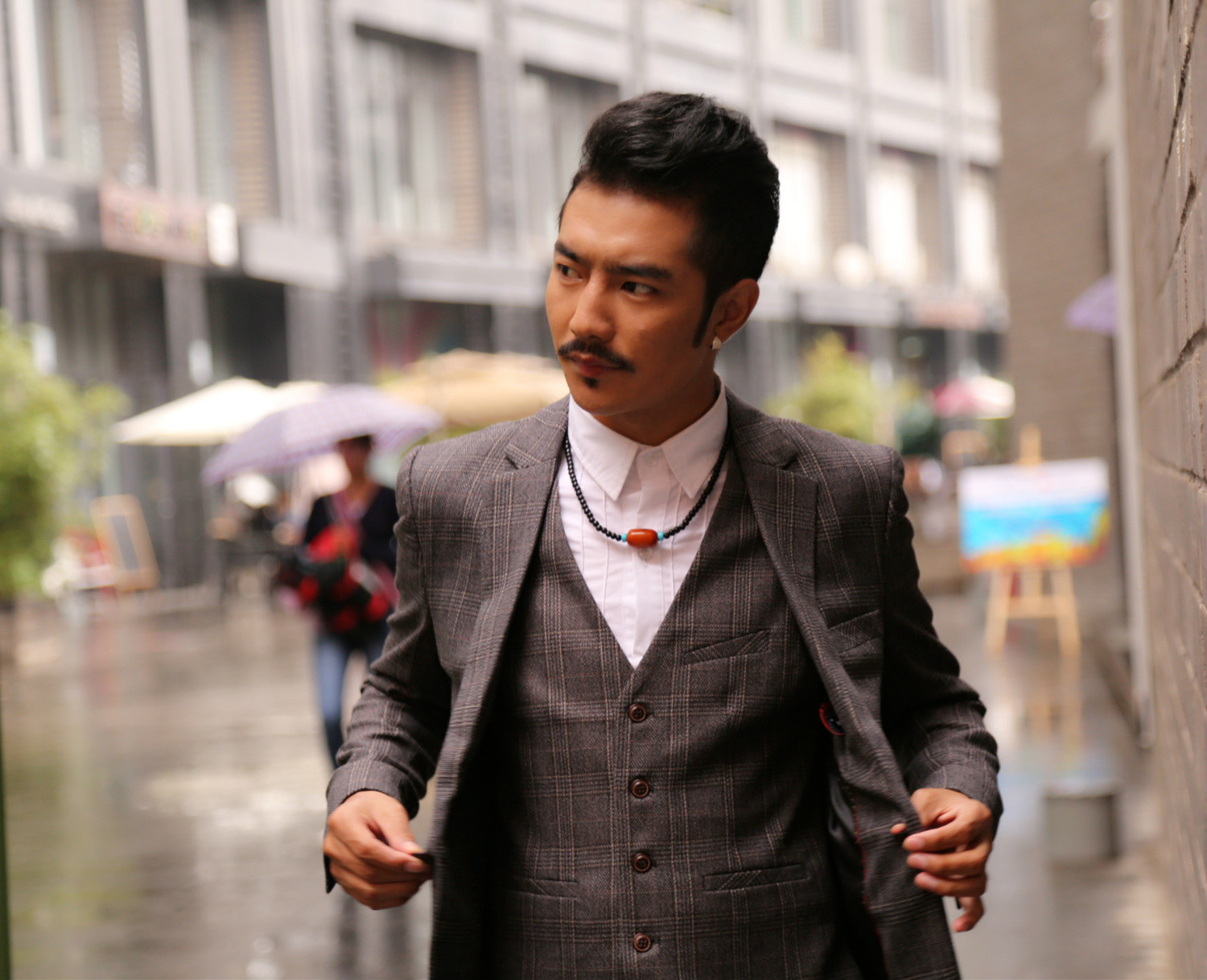  p data-id="go6dsbqch8">德格叶,1991年8月15日出生于青海省贵南县