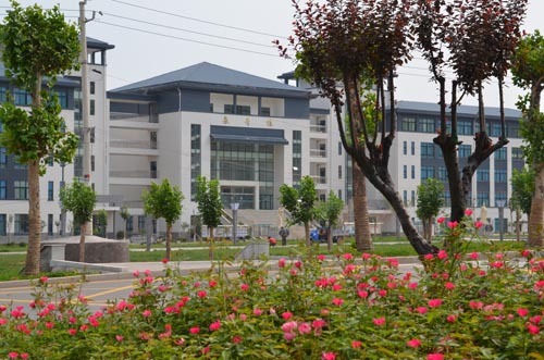  p>济南护理职业学院 (jinan vocational college of nursing)位于