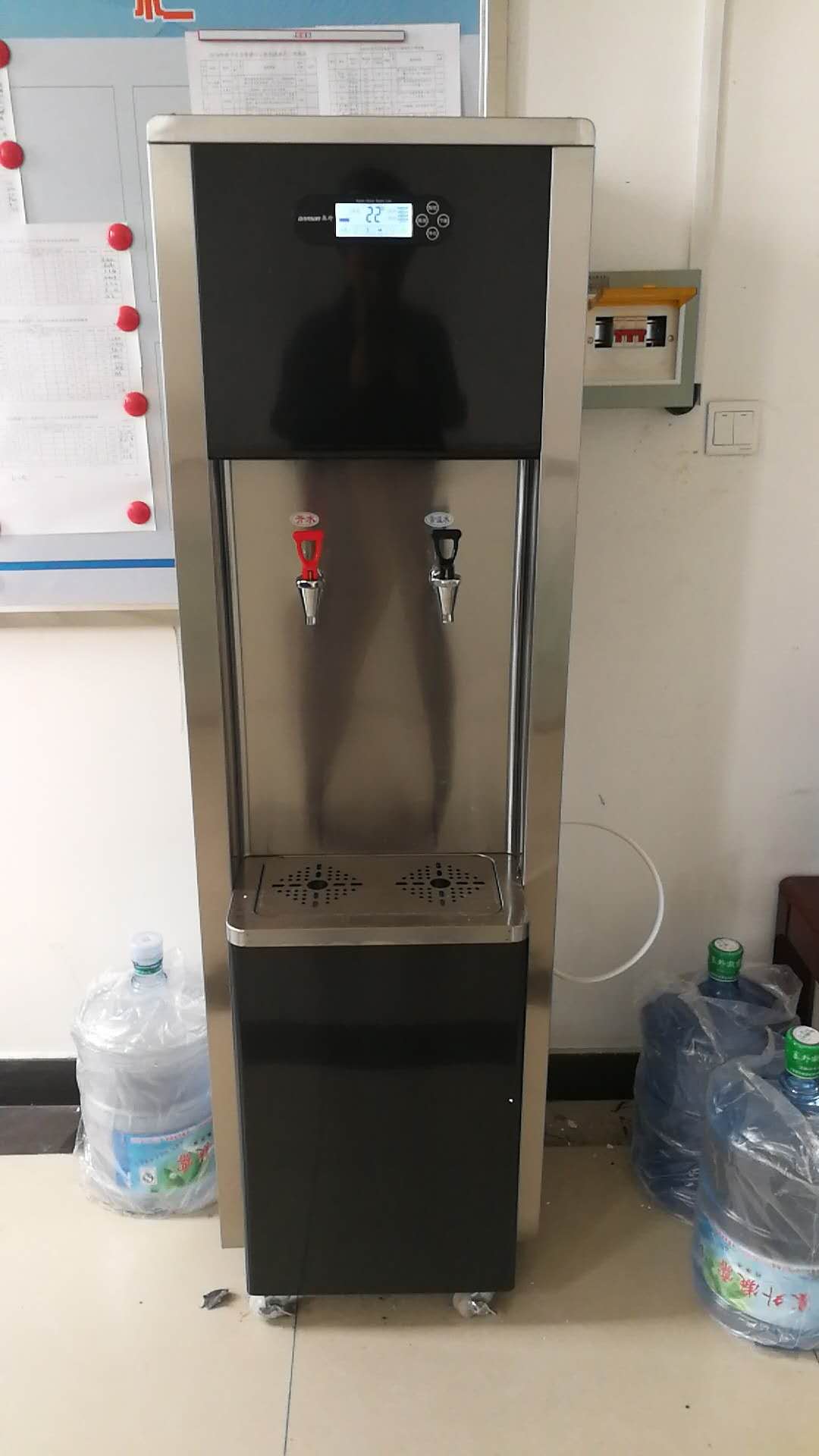 电开水器