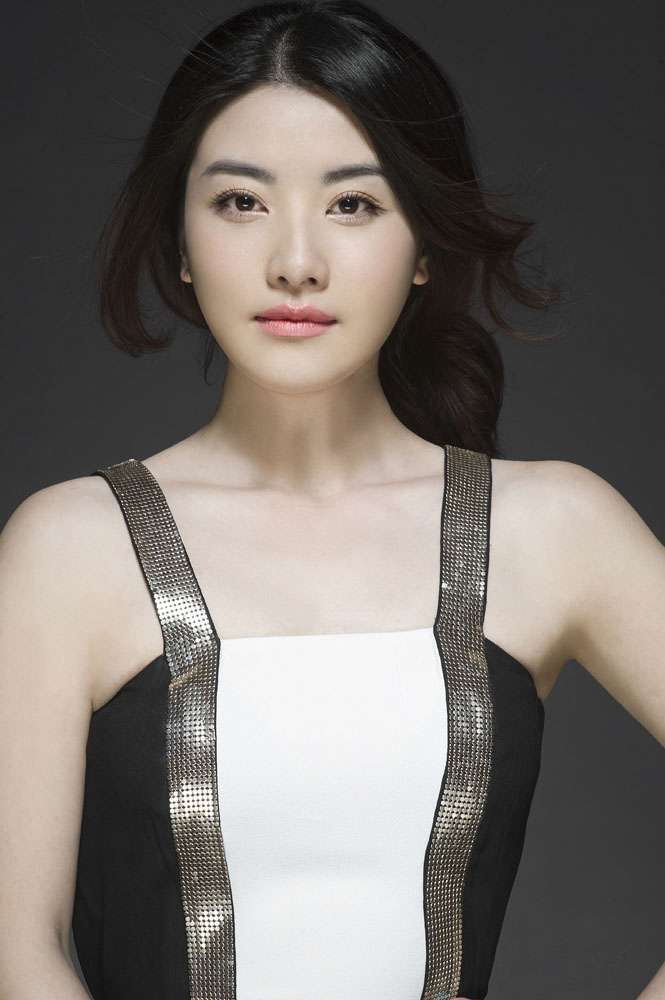  p data-id="gnbqk1kgh7">贺丹丹,中国内地女演员,毕业于北京师范大学