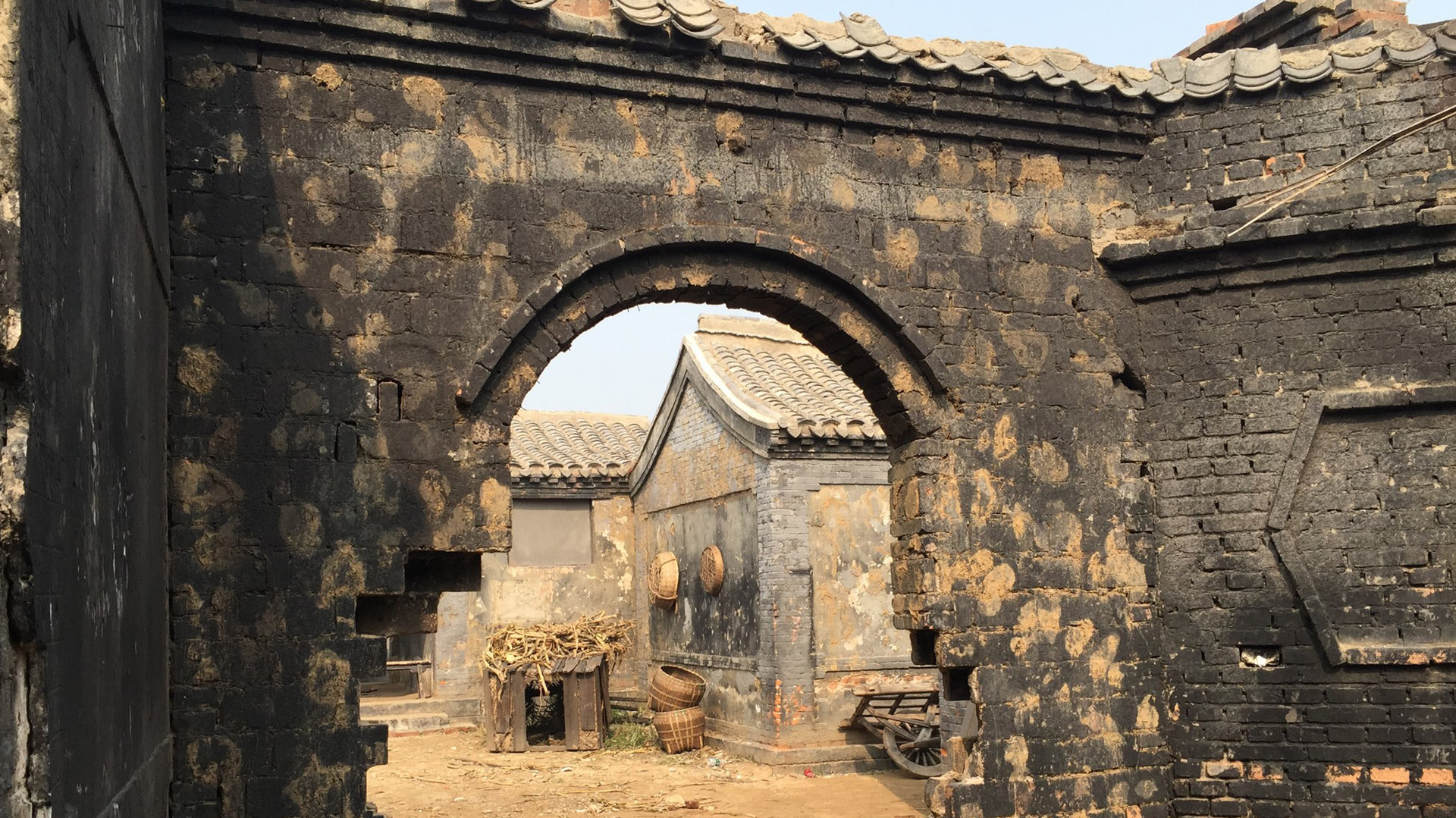  p>八一影视基地,位于北京市丰台区王佐镇,是以影视拍摄服务为主,兼具