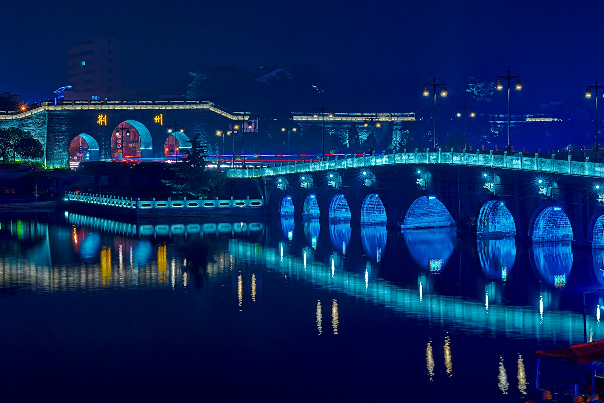  p>荆州市,古称 a target="_blank" href="/item/江陵/4726" data