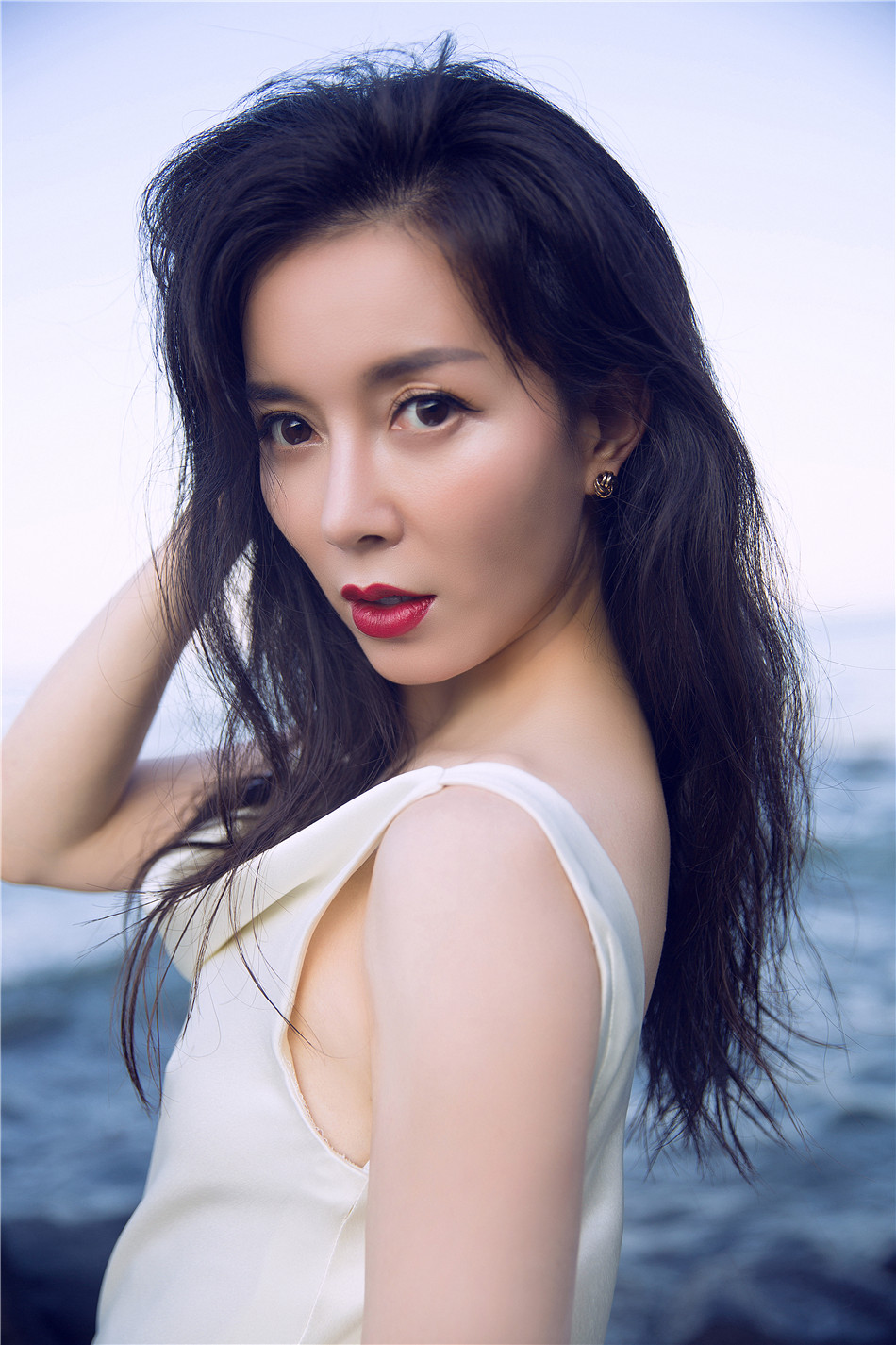  p>刘敏,1979年8月30日出生于 a target="_blank" href="/item/湖北省