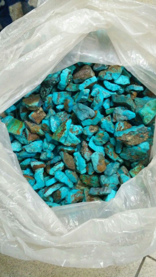 原矿绿松石