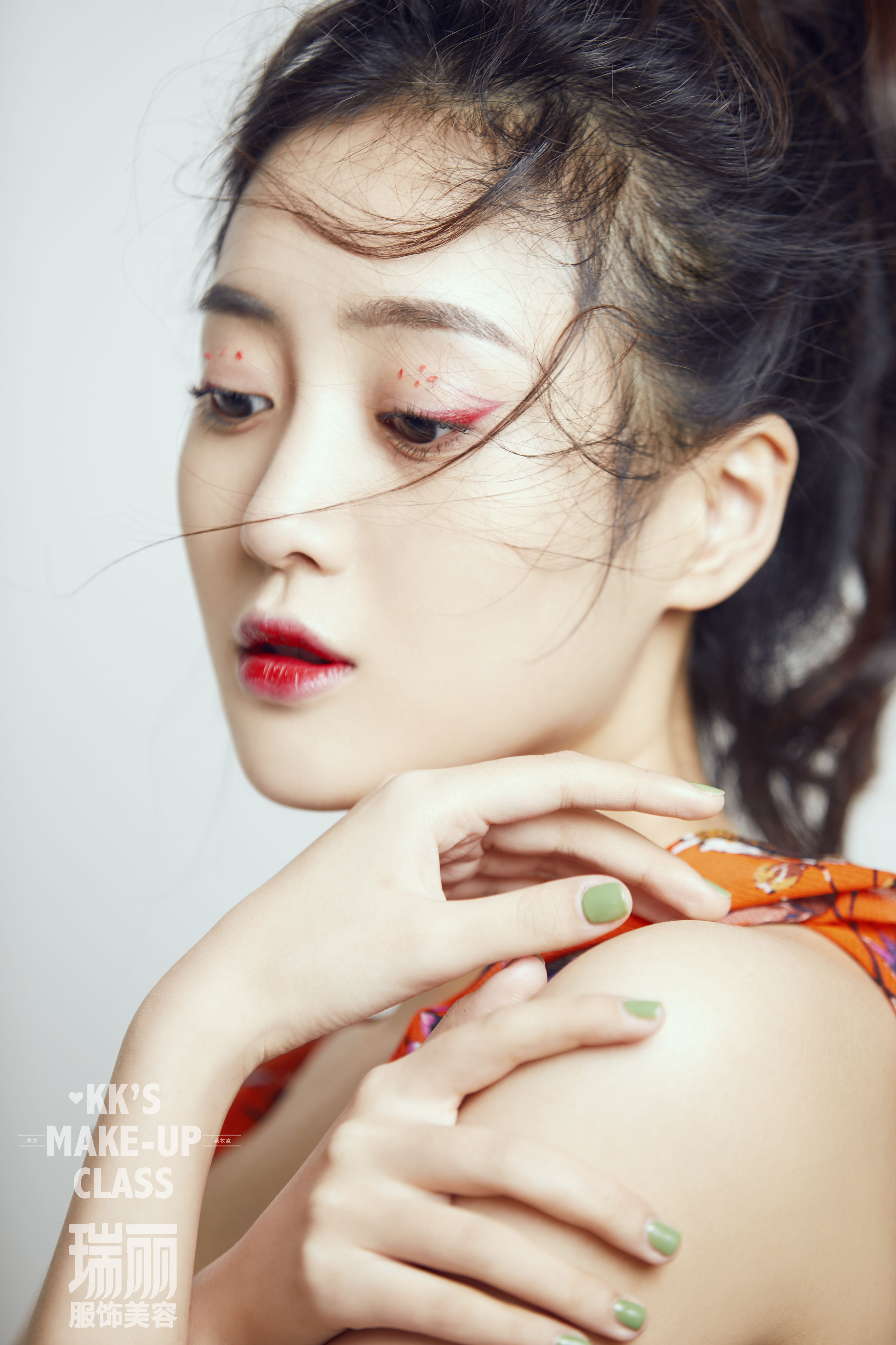 王梓薇,1996年11月20日出生,中国内地影视女演员,毕业于上海戏剧