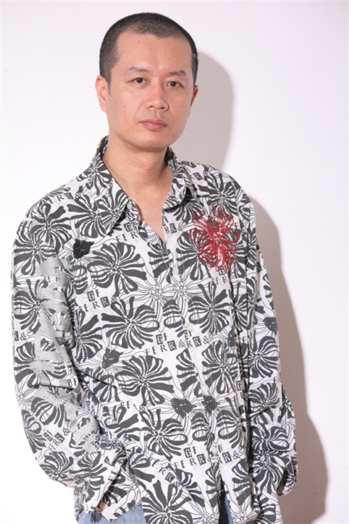 享年42岁勇是东方斯卡拉第一代优秀节目主持人,并且称呼傅大勇为好