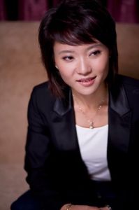 data-lemmaid="2764911">宁波电视台 /a>的主持人兼记者,主持民生 a