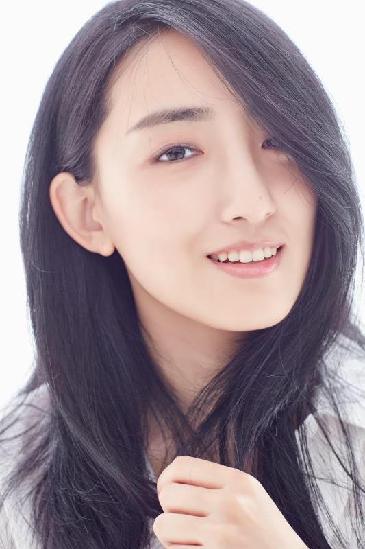  p>凌孜,1993年7月17日出生于陕西省,中国内地女演员.