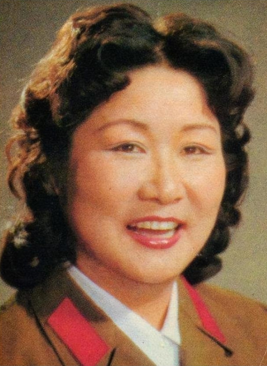 3r">马玉涛,1936年2月25日出生于山西省保德马家滩,中国女高音歌唱家
