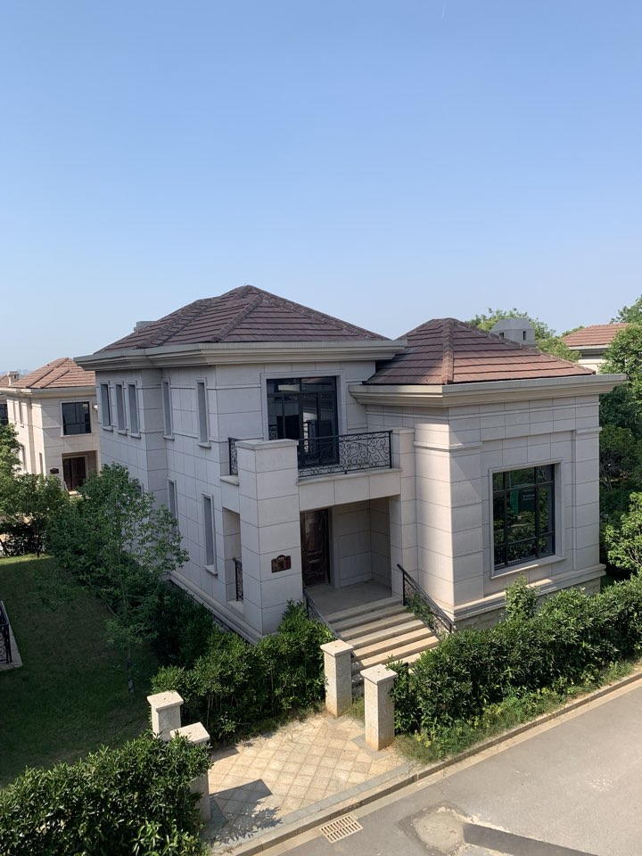 ">温莎半岛 /a>坐落于美丽怡人的知音湖畔,汉阳唯一的纯别墅的规划