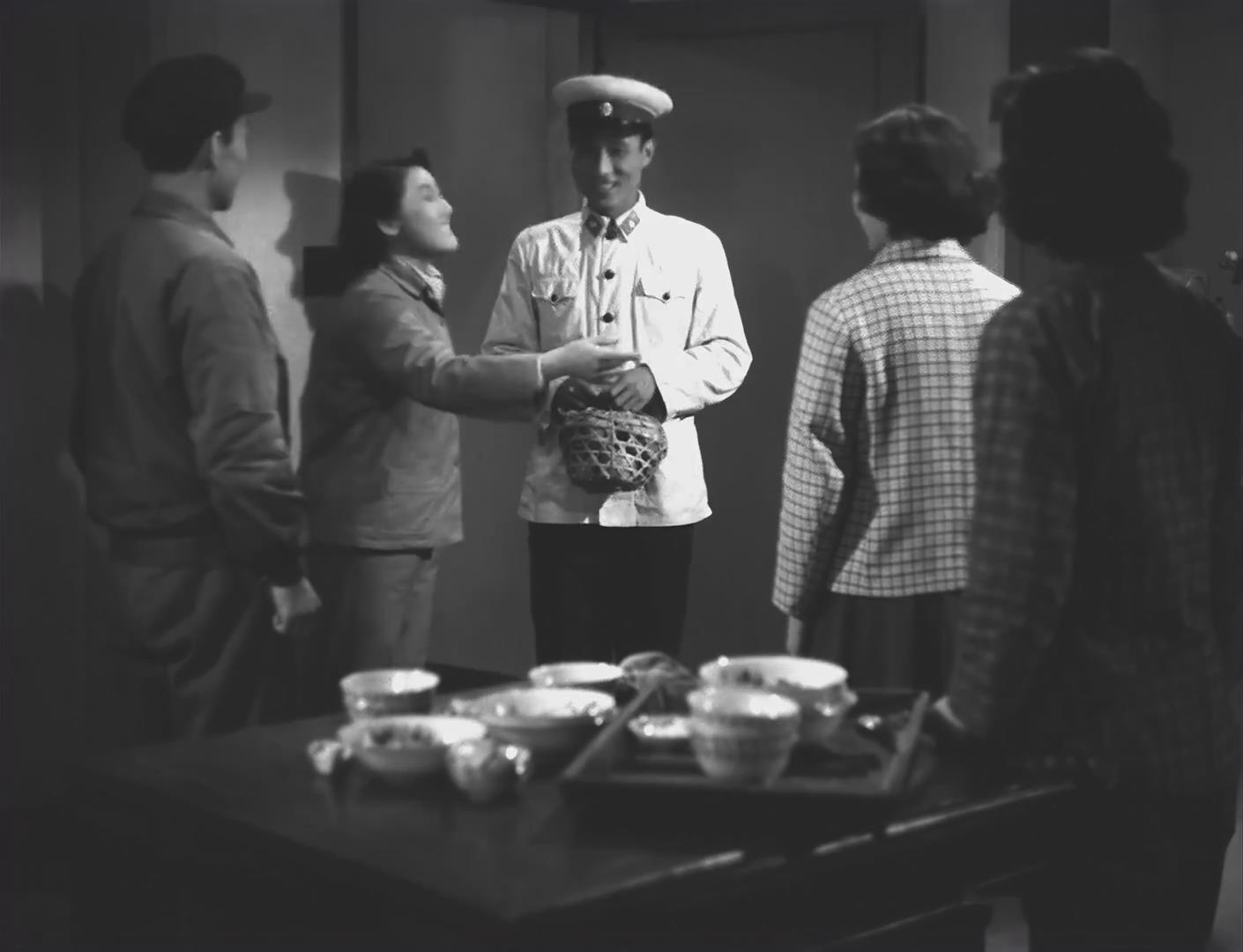 《今天我休息》是 a target="_blank" href="/item/上海电影制片厂