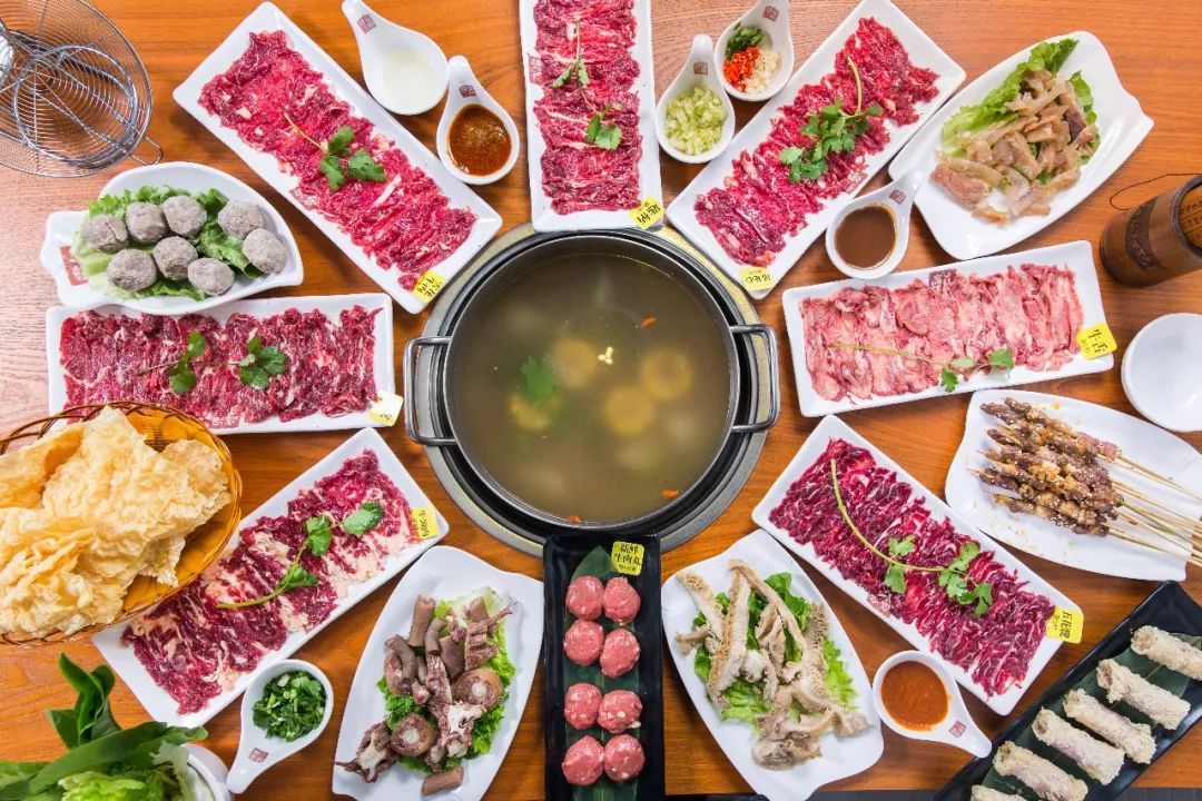  p>牛肉火锅是一道菜品,制作原料主要有 a href="#" data-lemmaid="
