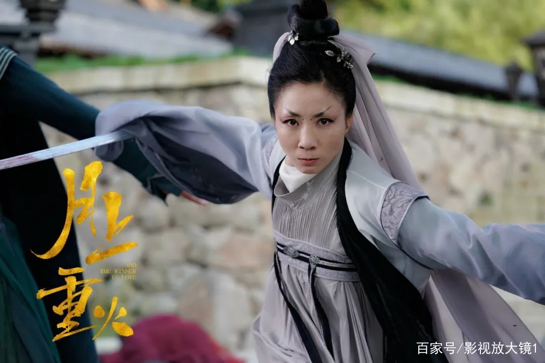 专访《月上重火》周小飞：功夫女星的“飞”凡人生_百科TA说