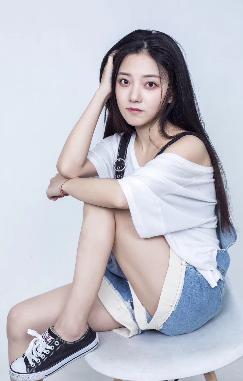  p data-id="gnbp5mw4ab">陈奕颖,中国内地影视女演员.